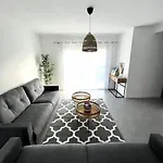 Victoria #8 Persons #3 Bedrooms #terrace # Garage - Calm And Clim *