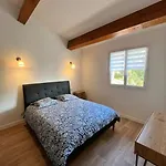 Victoria #8 Persons #3 Bedrooms #terrace # Garage - Calm And Clim Villa *