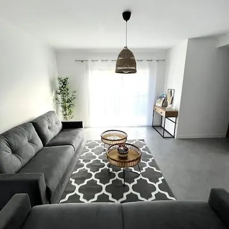 Villa Victoria F1 Gp Monaco #8 Persons #3 Bedrooms #Terrace # Garage Beach - *