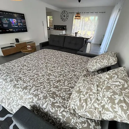 Villa Villa Victoria F1 Gp Monaco #8 Persons #3 Bedrooms #Terrace # Garage Beach - *