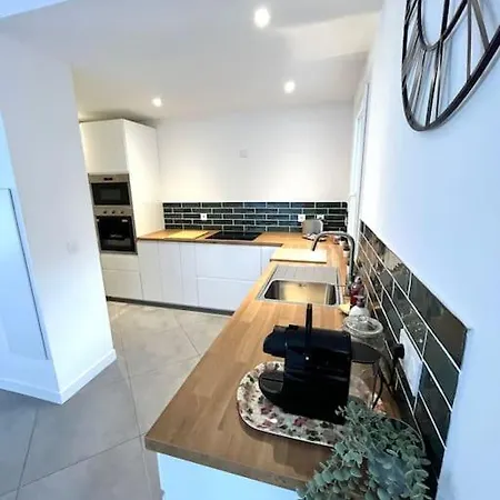 Willa Victoria #8 Persons #3 Bedrooms #terrace # Garage - Calm And Clim *
